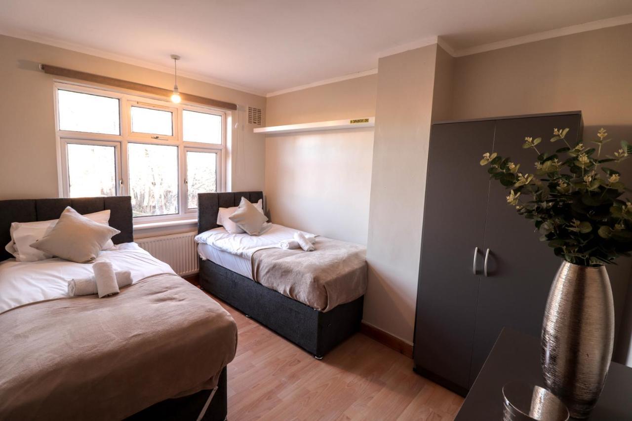 Homely Contractor House - Enjoy Free, Convenient Parking